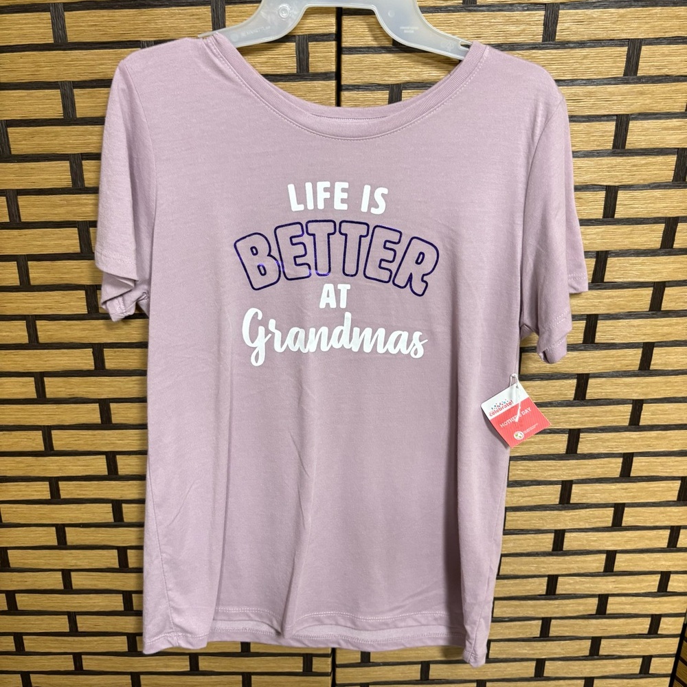 Life Is Better At Grandmas Purple Tee‎ Size Medium
